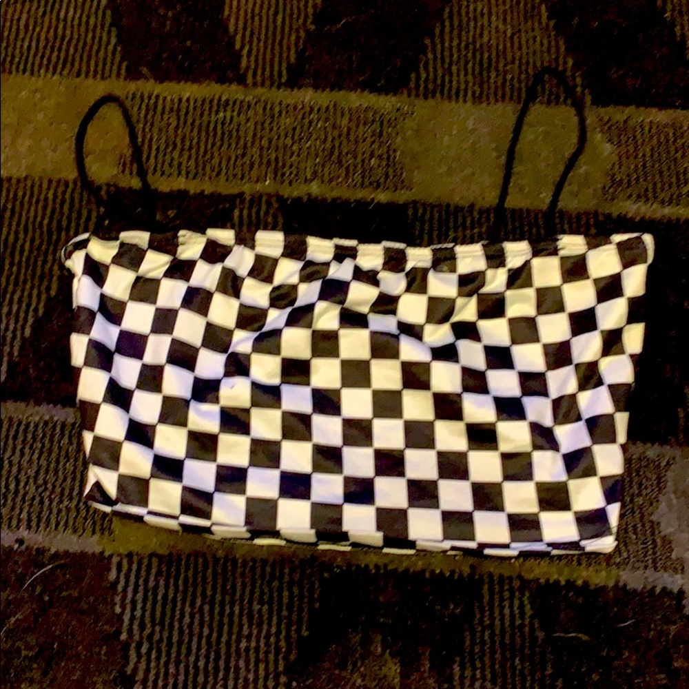 Cropped checkered top